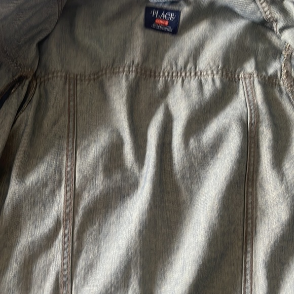 Boys jean jacket from Children’s place - Picture 10 of 10